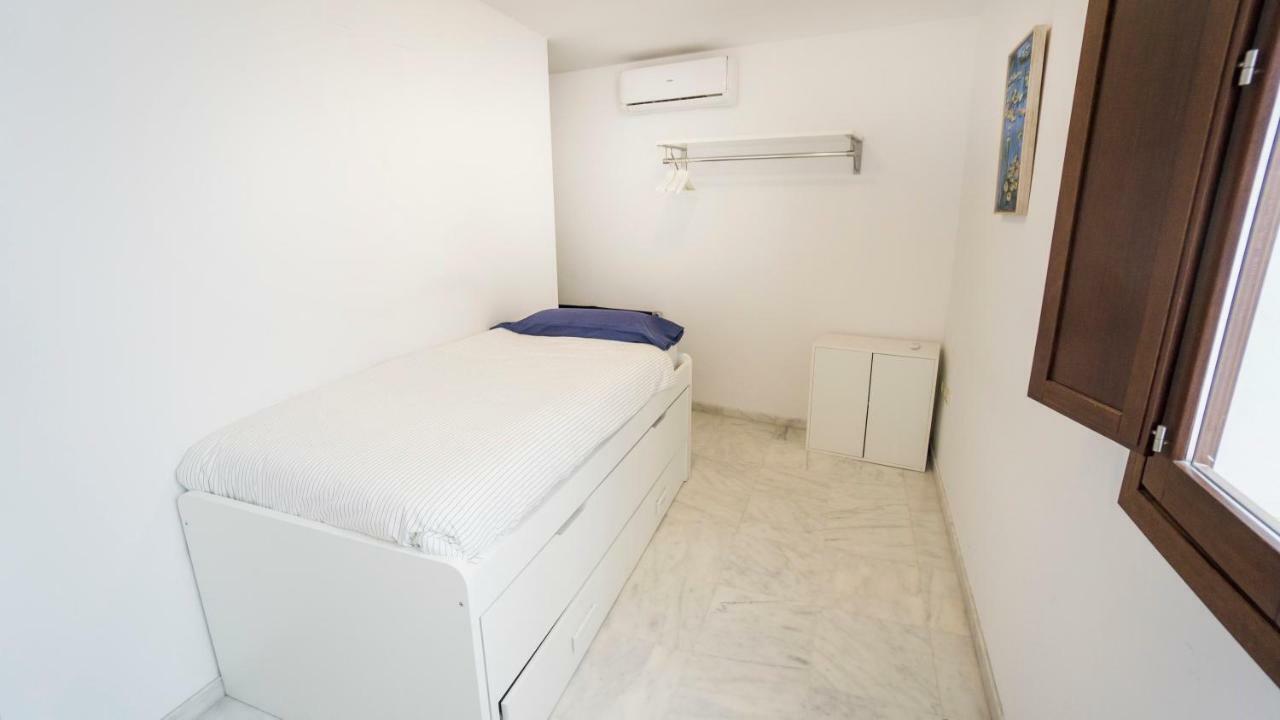 Rentalsevilla Espacioso Duplex En La Puerta Real المظهر الخارجي الصورة