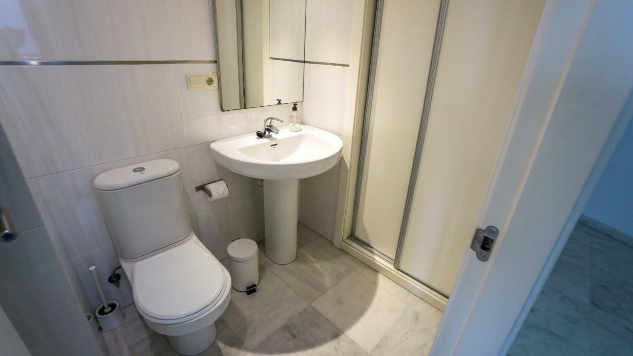 Rentalsevilla Espacioso Duplex En La Puerta Real المظهر الخارجي الصورة